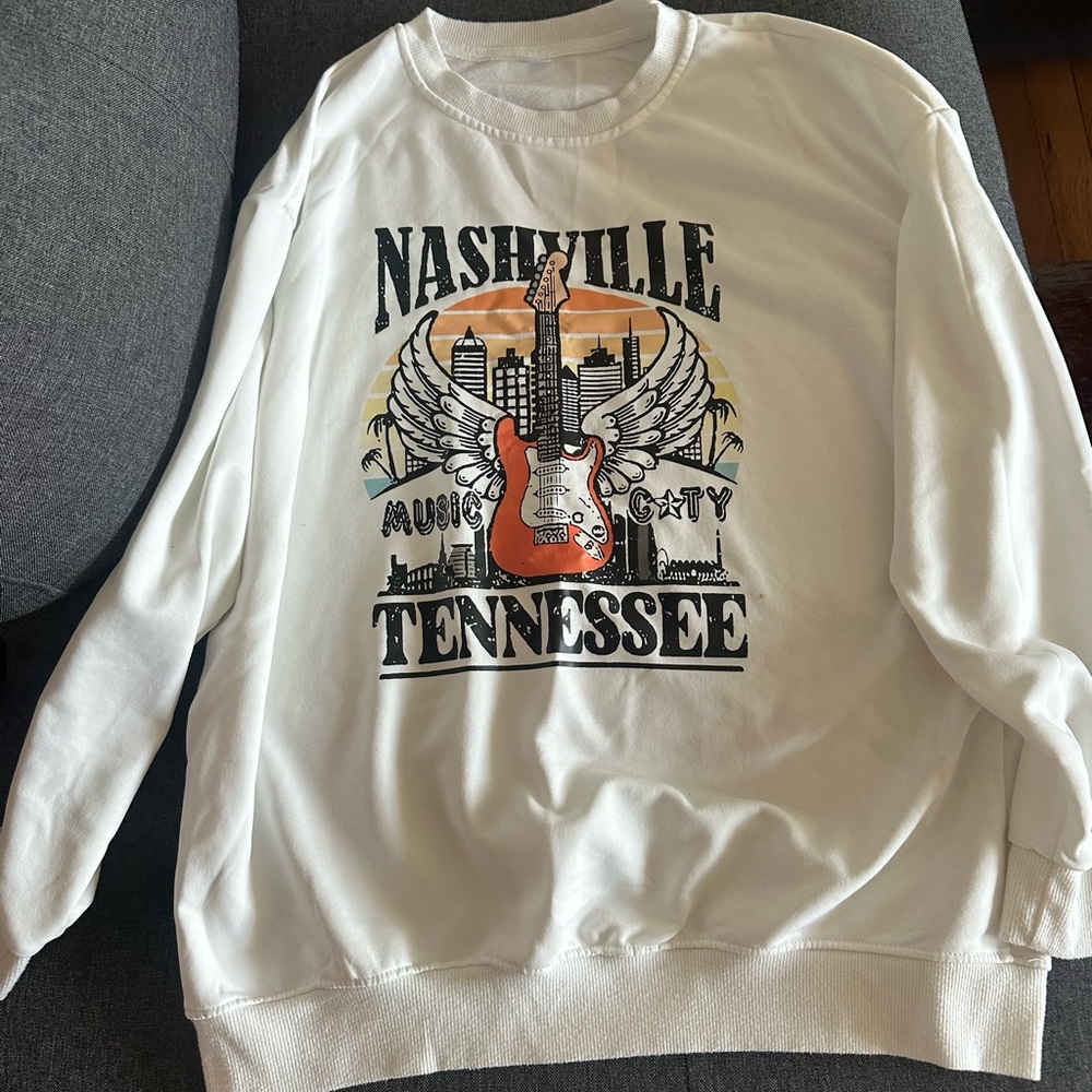 Nashville Graphic White Sweater